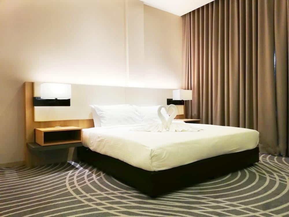 Upper View Regalia Hotel Kuala Lumpur Exterior foto